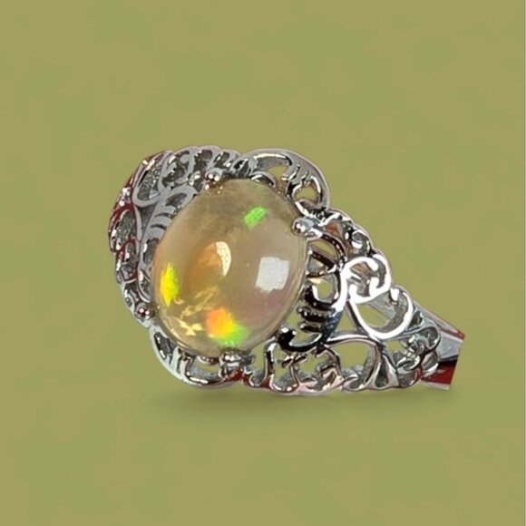 925 Sterling Silver Ring with Natural Chocolate Opal 0.8x1cm - Picture 1 of 13